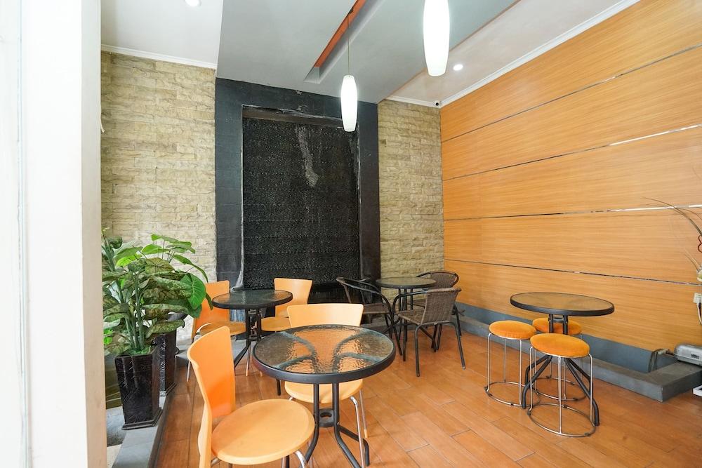 Oyo 450 Semampir Residence Surabaya Dış mekan fotoğraf