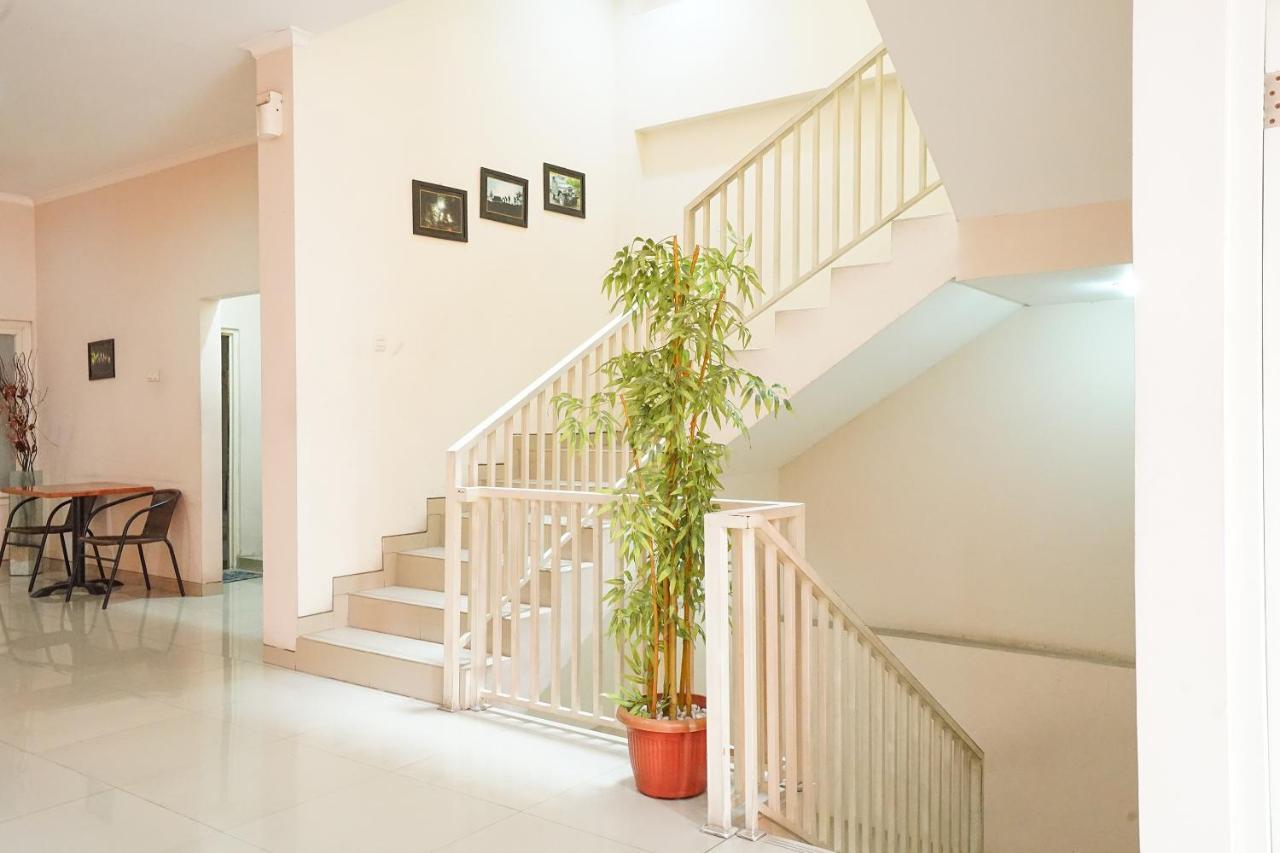 Oyo 450 Semampir Residence Surabaya Dış mekan fotoğraf